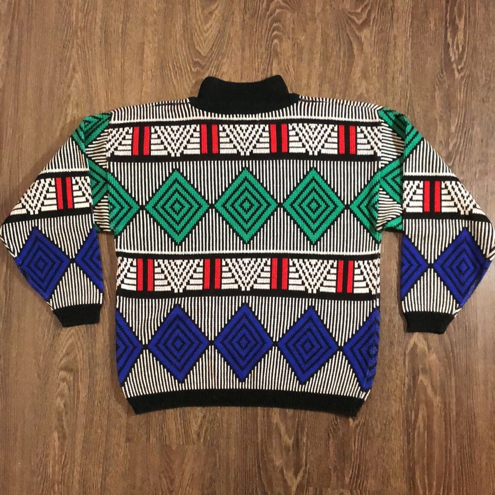 Vintage Geometric Knit Sweater - Picture 11 of 15